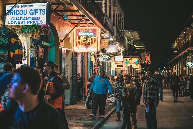 street-4431082_640